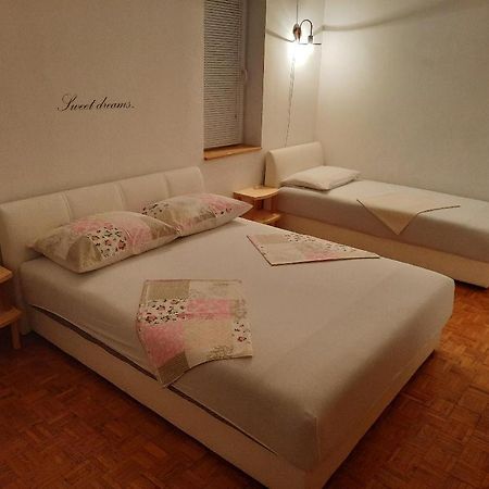 Holiday Home Villa Marin Stanici Екстериор снимка